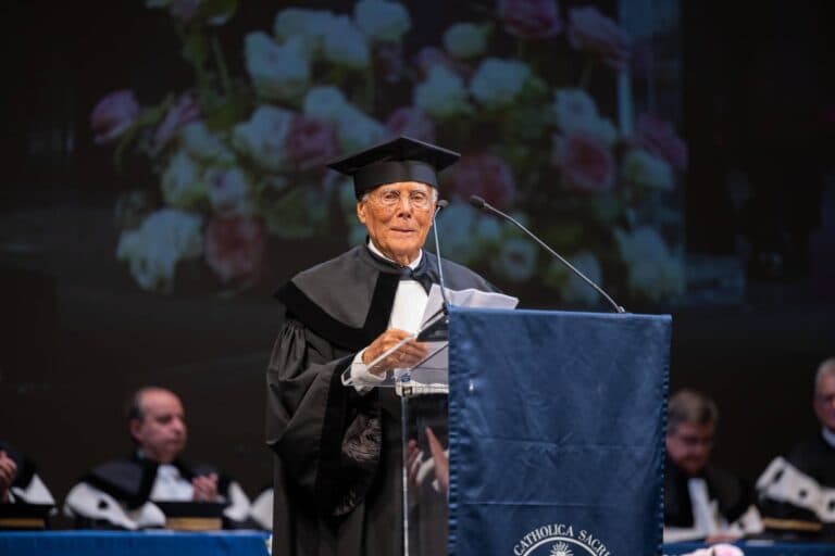 Cover Image for Laurea Honoris Causa a Giorgio Armani