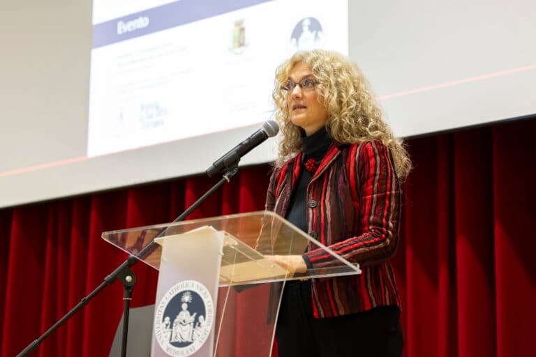 Cover Image for Le matrici invisibili della violenza – Monica Amadini