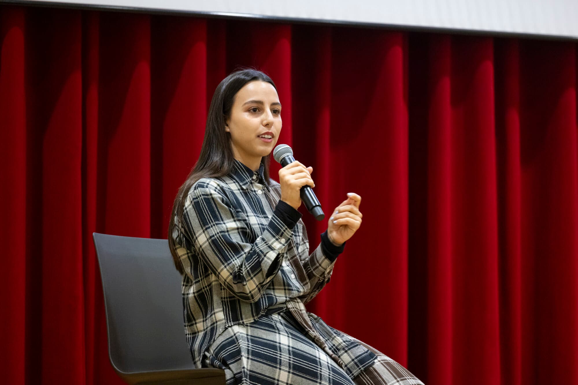 “La mia dignità è il miglior vestito che ho addosso e nessuno può togliermelo” – Testimonianza di Jolanda Renga