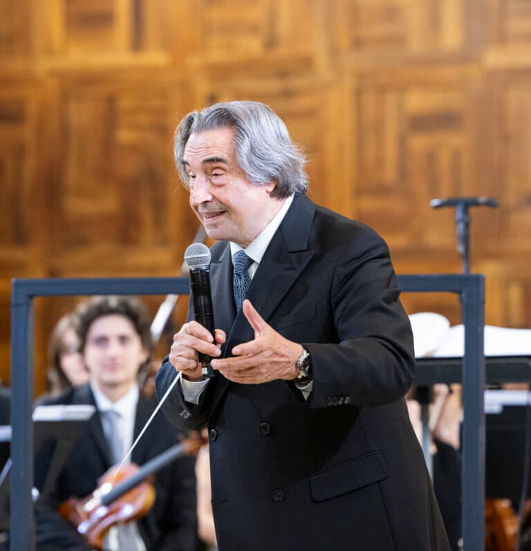 Cover Image for Riccardo Muti